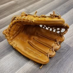 All Gloves Mizuno Global Elite 12.75" (Floor Sample)