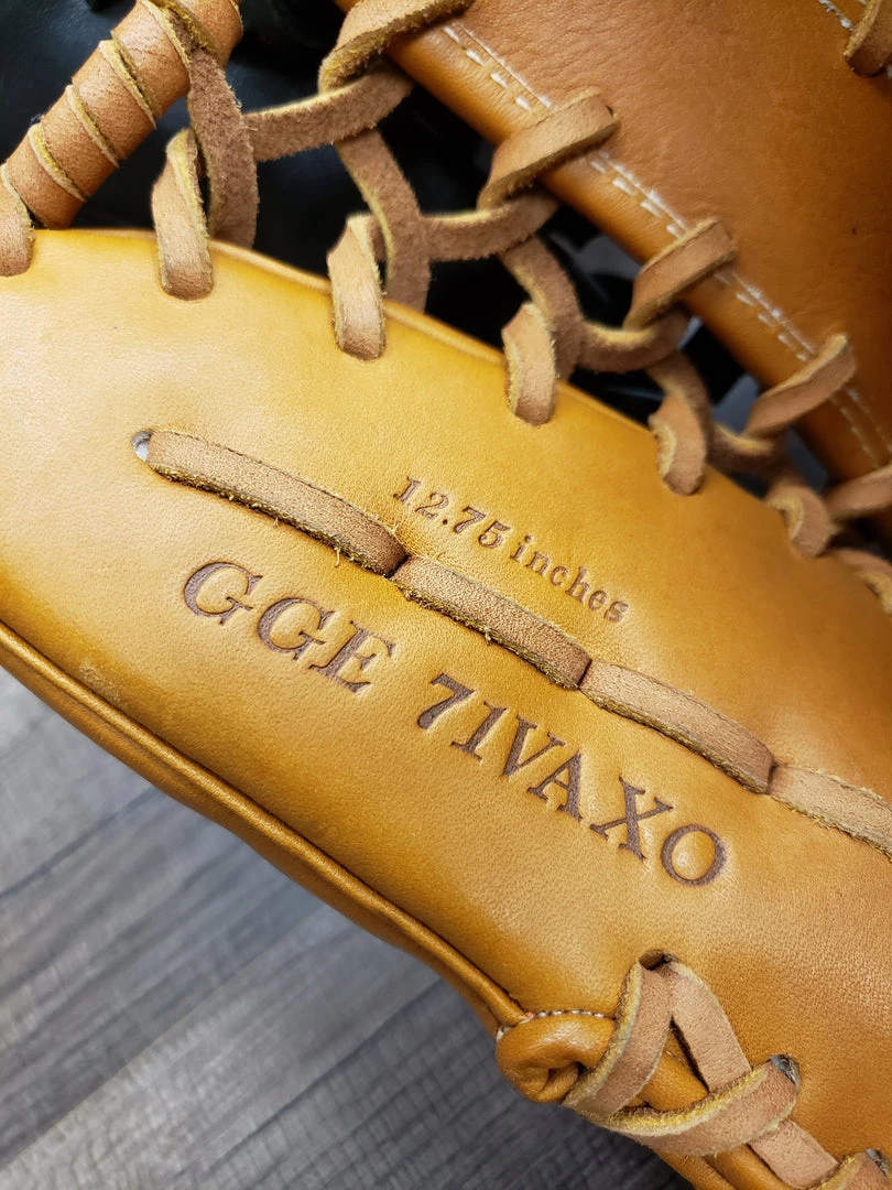 All Gloves Mizuno Global Elite 12.75" (Floor Sample) 3 All Gloves Mizuno Global Elite 12.75" (Floor Sample)